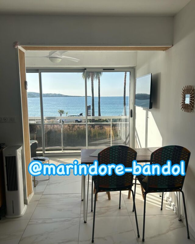 🌞 Bon week-end à tous depuis Marindore Bandol ! ☀️ Rien de tel qu’un week-end ensoleillé face à la mer pour recharger les batteries et profiter du doux climat méditerranéen. 🌊 La vue est incroyable, l’ambiance parfaite… et le soleil bien présent ! Qui est prêt à venir se détendre avec nous ?

#WeekendParadise #Bandol #MarindoreBandol #VueMer #AppartementVueMer #FrenchRiviera #Provence #Relaxation #SeaView #CotedAzur #BonWeekend #Escapade #SunnyWeekend #DestinationDeReve #MerMediterranee #Soleil #DolceVita #WeekendVibes #RivieraLife #FrenchLifestyle #VacancesEnFrance #SoleilEtMer #Detente #Getaway #EnjoyLife #LoveBandol

Profitez bien et à très vite pour un séjour de rêve ! 🌴